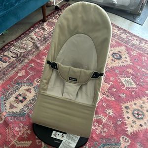 Baby Bjorn Bouncer beige